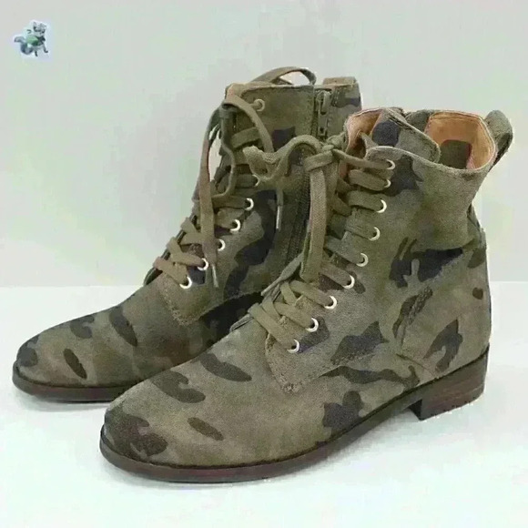 Lucky Brand Women's LK-Hestawn Camo Print Combat Boots Size US 6.5 M - Picture 1 of 11